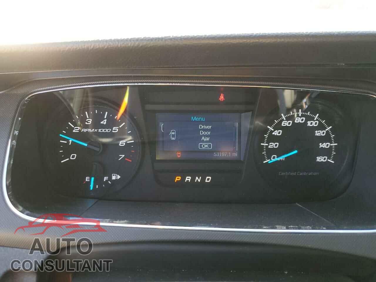 FORD TAURUS 2017 - 1FAHP2L82HG108723