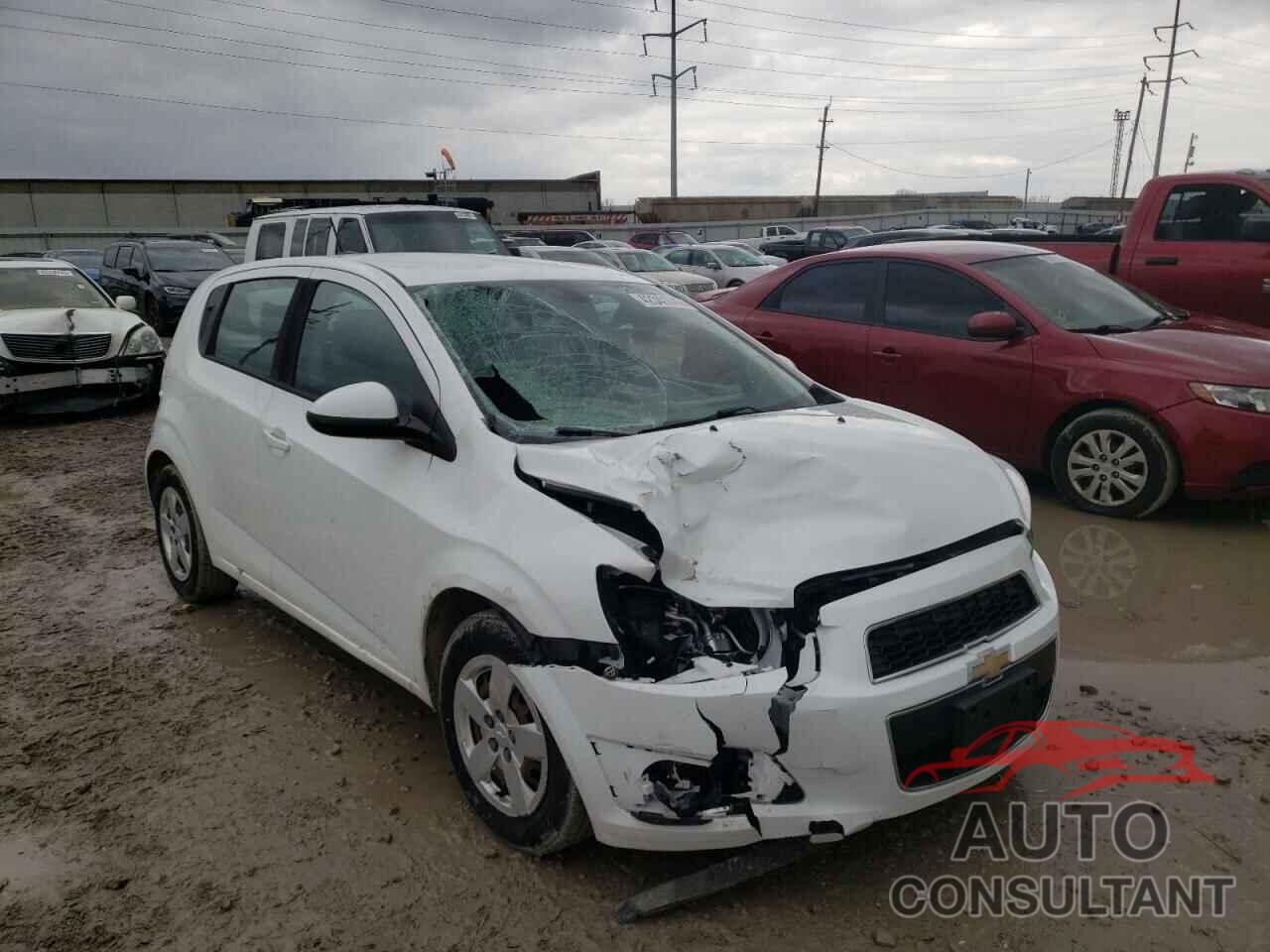 CHEVROLET SONIC 2016 - 1G1JA6SG6G4172141