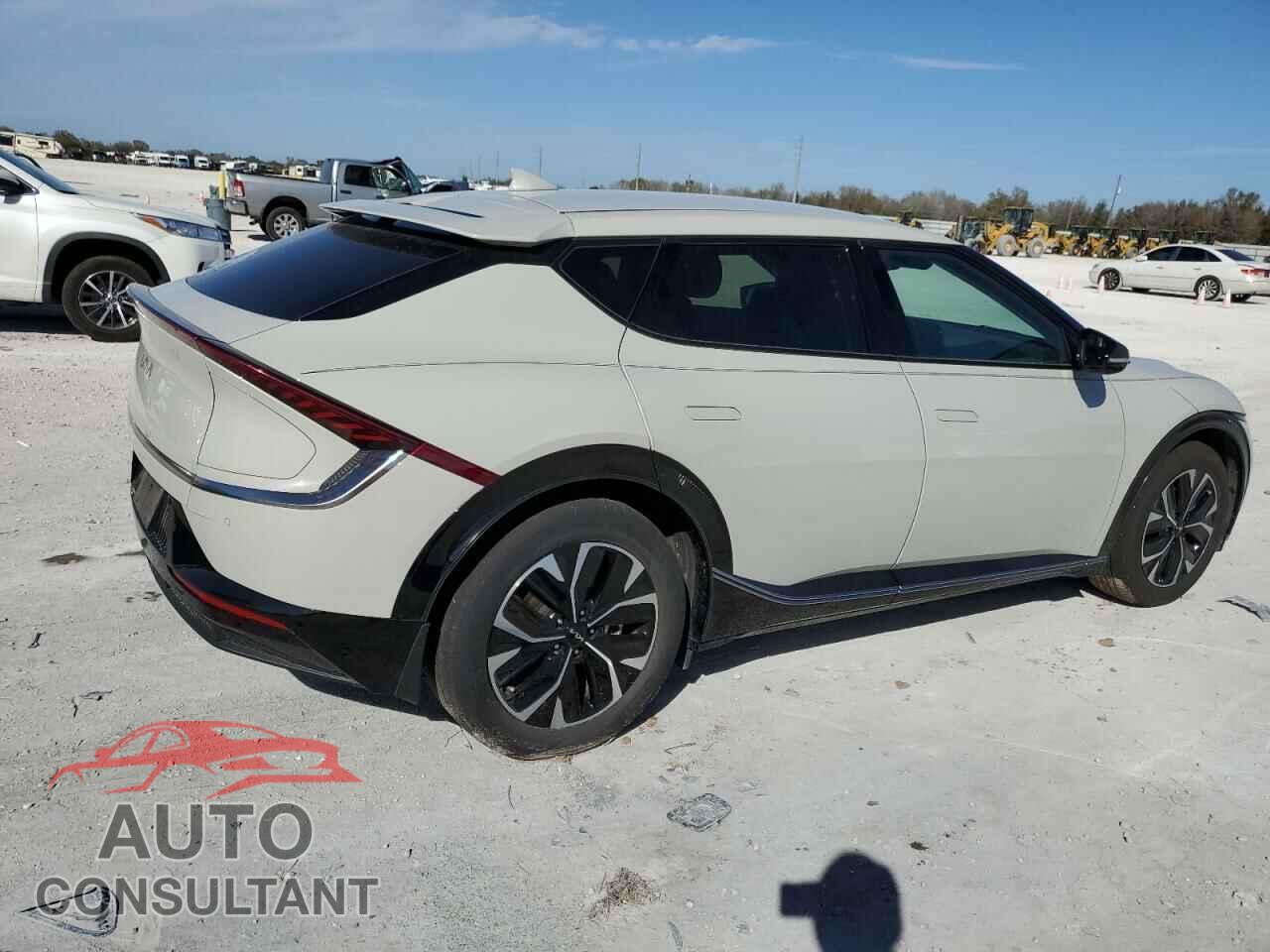 KIA EV6 LIGHT 2022 - KNDC34LA8N5072073