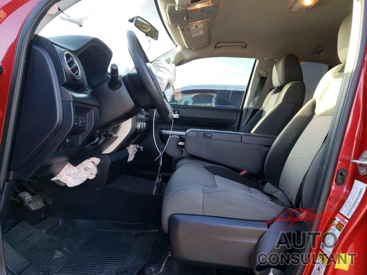 TOYOTA TUNDRA 2017 - 5TFRY5F11HX227715