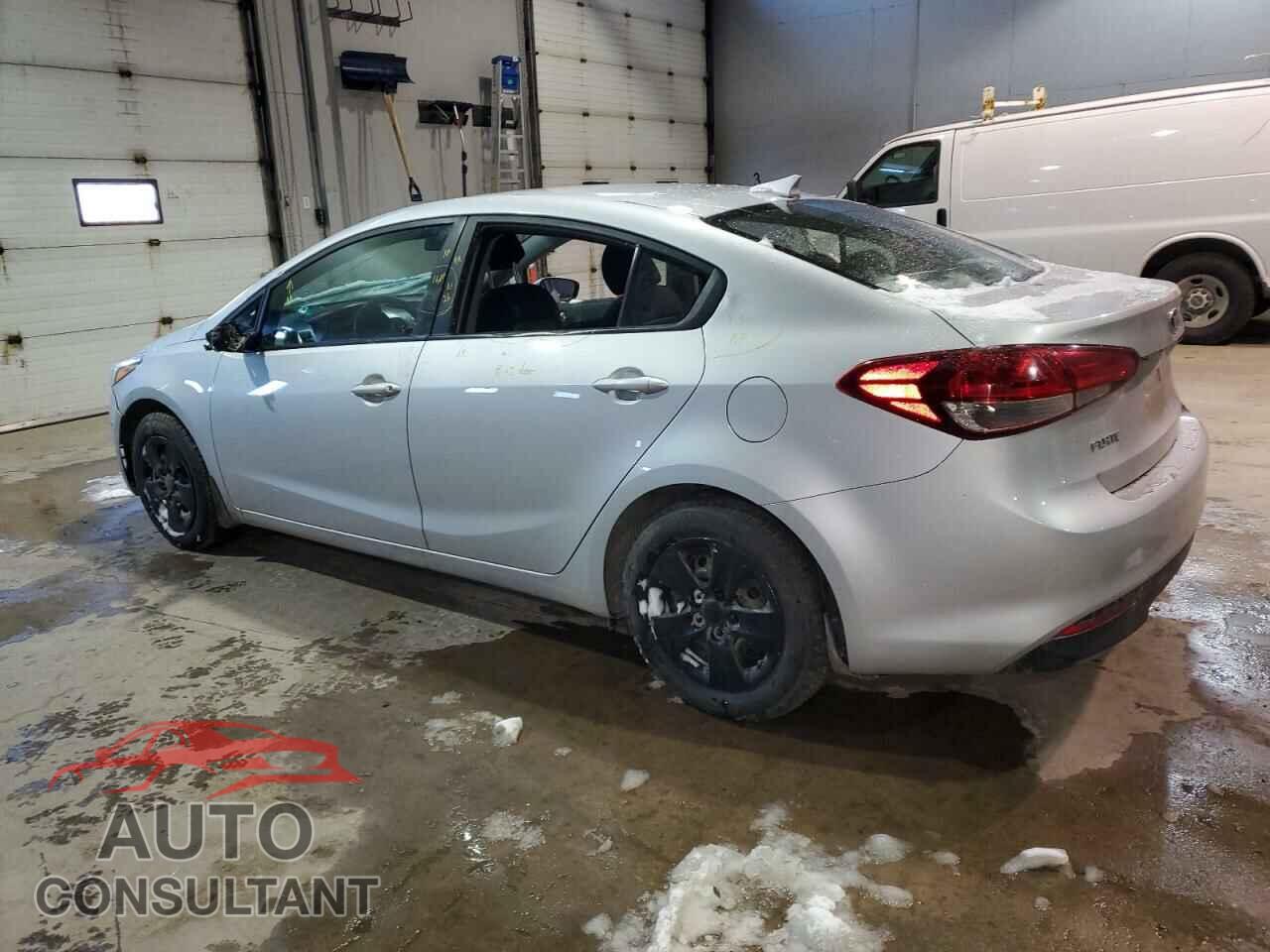 KIA FORTE 2017 - 3KPFL4A70HE007487