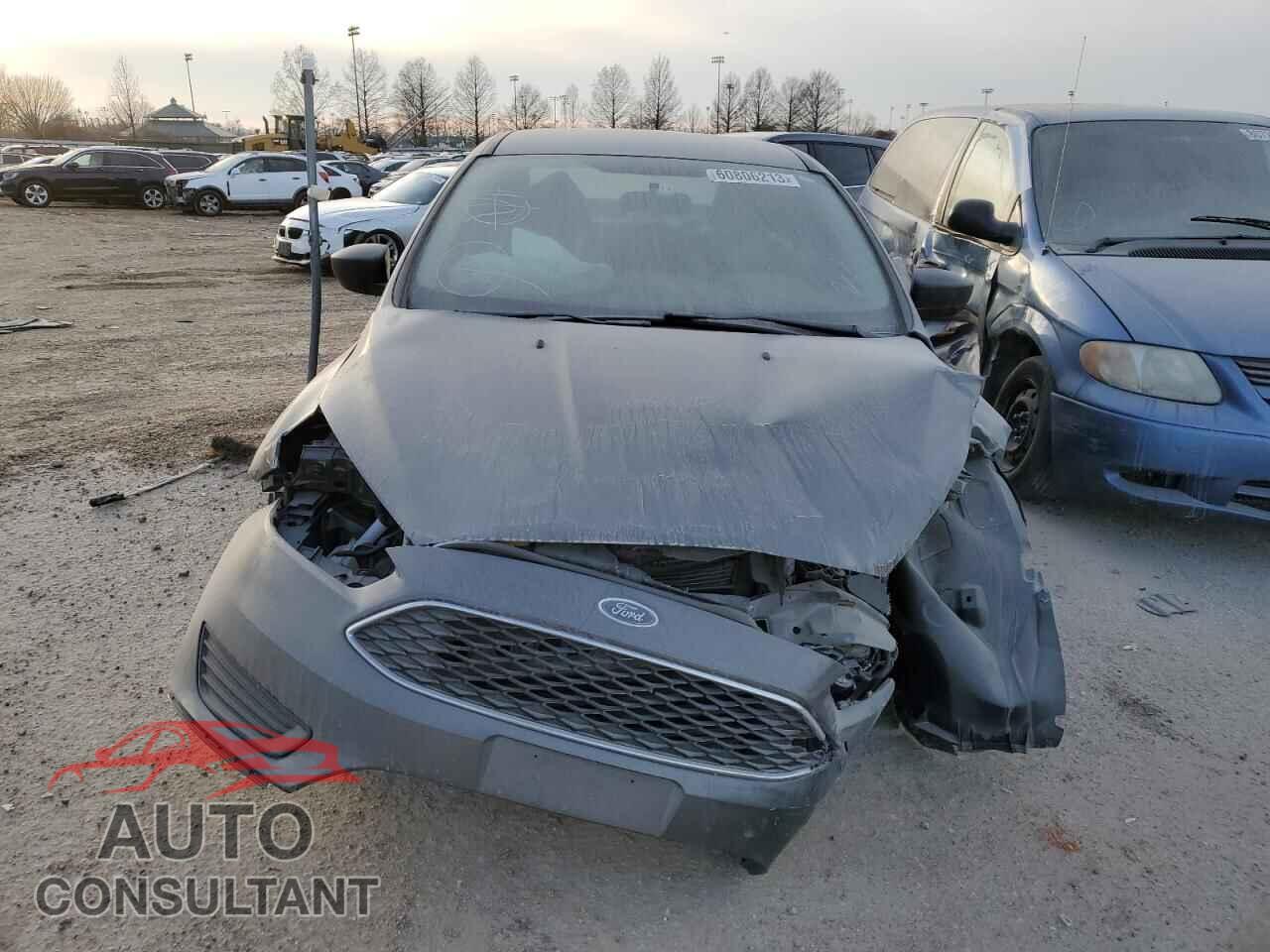 FORD FOCUS 2017 - 1FADP3E25HL301856