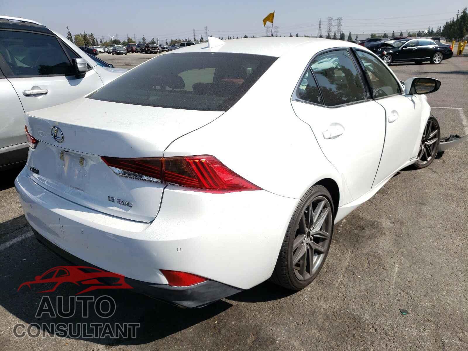 LEXUS IS 2018 - JTHBA1D25J5080633