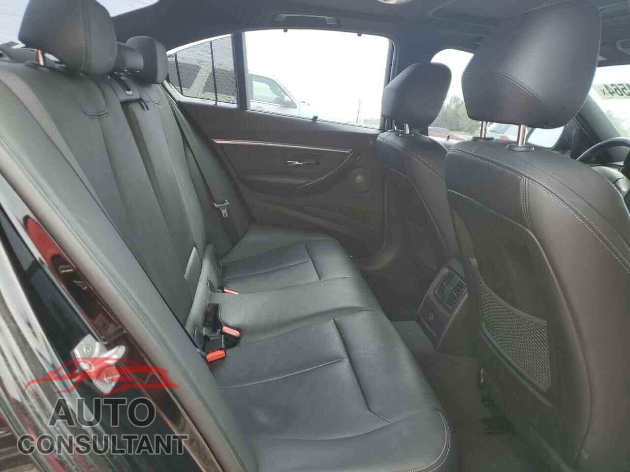 BMW 3 SERIES 2016 - WBA8E3G56GNU04535
