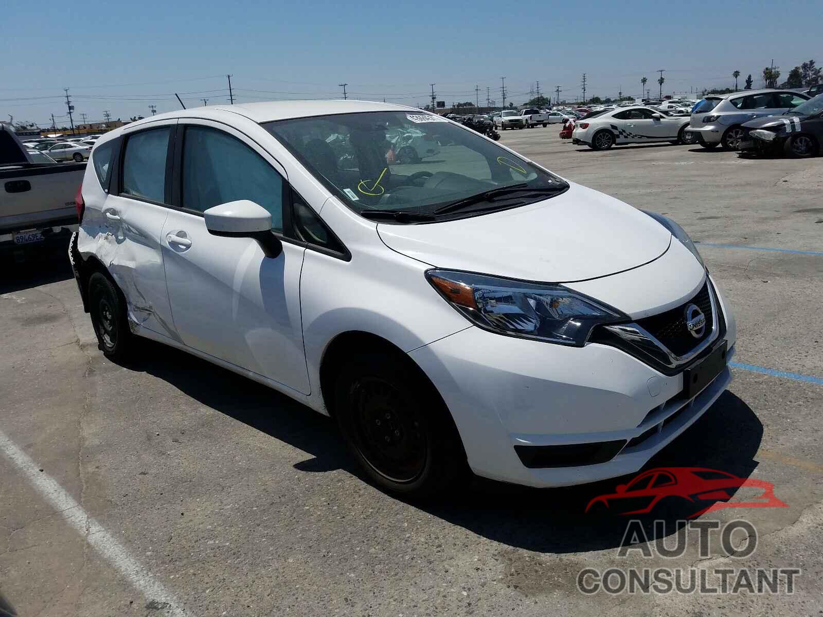 NISSAN VERSA 2018 - 3N1CE2CP0JL364350