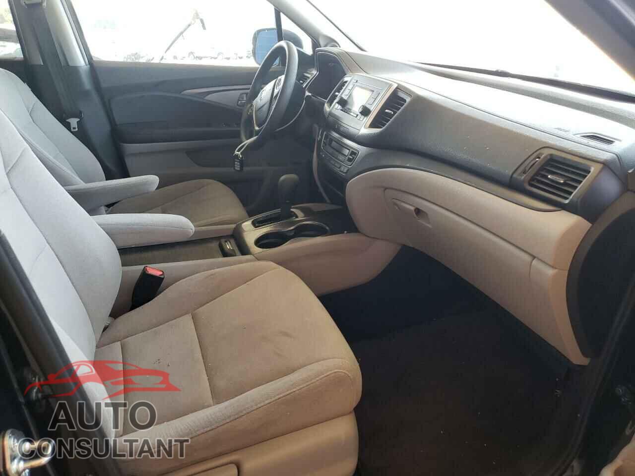 HONDA PILOT 2017 - 5FNYF5H12HB002681