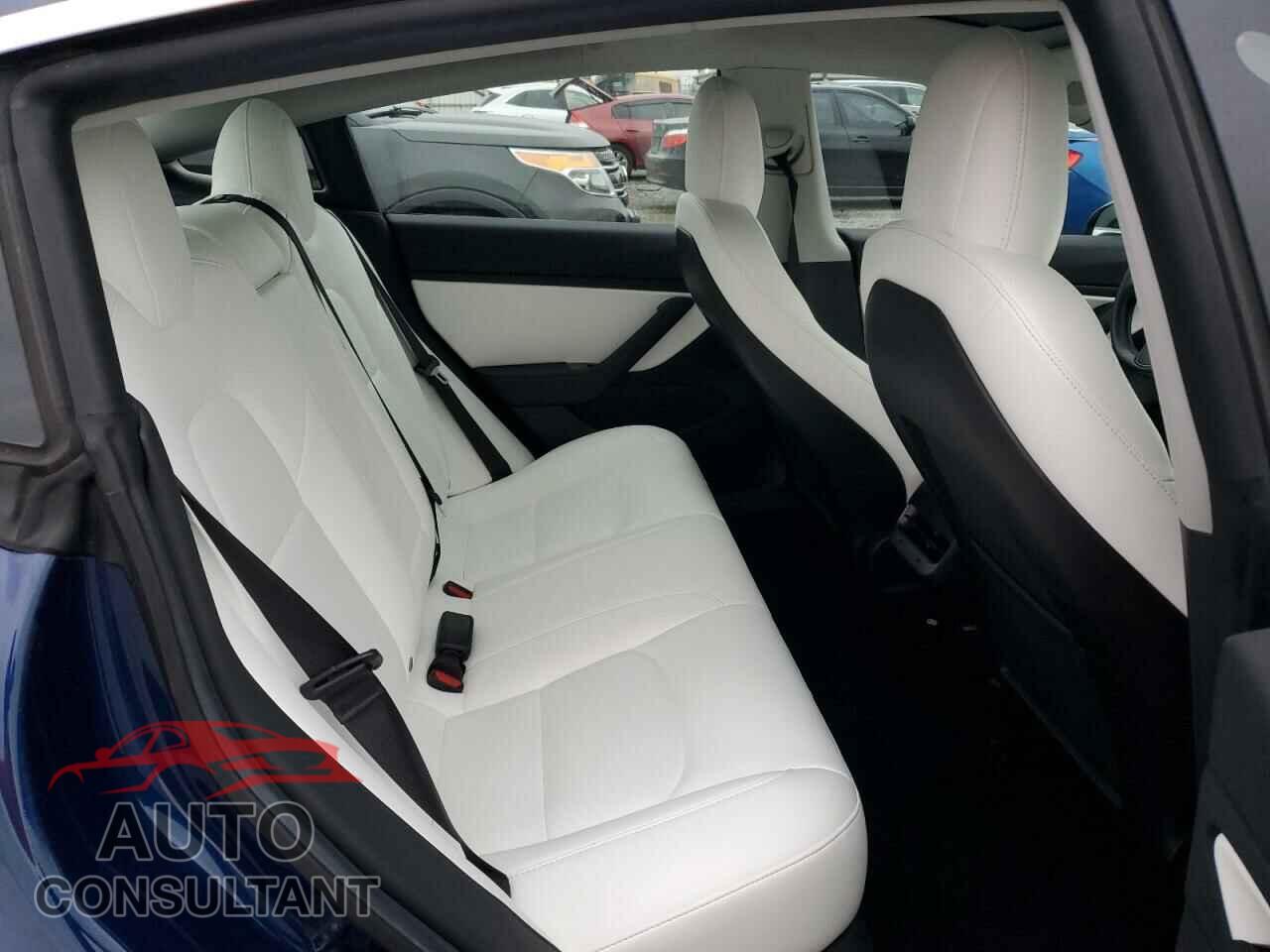 TESLA MODEL 3 2019 - 5YJ3E1EAXKF402814