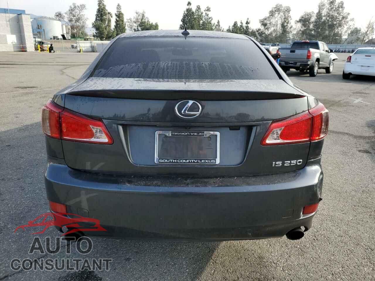 LEXUS IS 2011 - JTHBF5C22B5138810