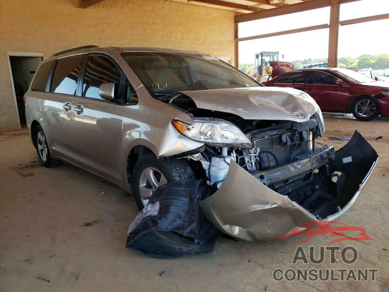 TOYOTA SIENNA 2017 - 5TDKZ3DCXHS777055