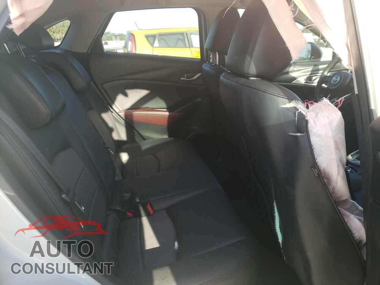 MAZDA CX-3 2018 - JM1DKDC71J0328184