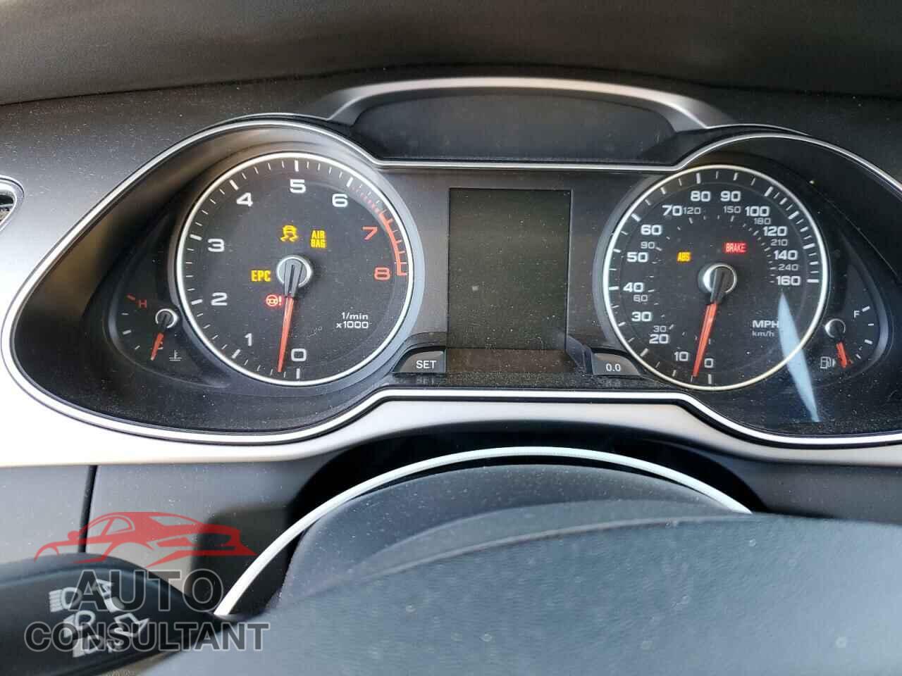 AUDI A4 2013 - WAUFFAFLXDN036235