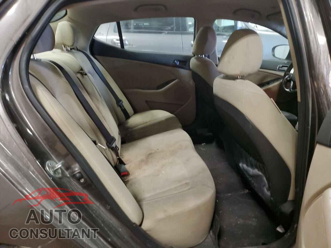 KIA OPTIMA 2011 - KNAGM4A79B5144784