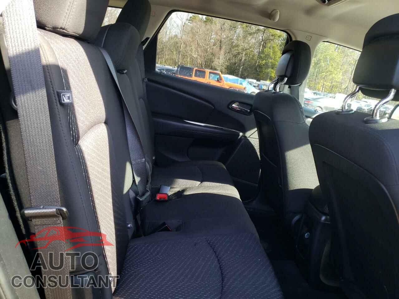 DODGE JOURNEY 2017 - 3C4PDCBG6HT510558