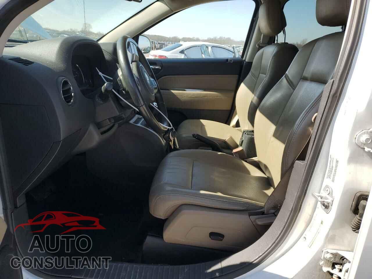 JEEP COMPASS 2017 - 1C4NJDEB4HD175618