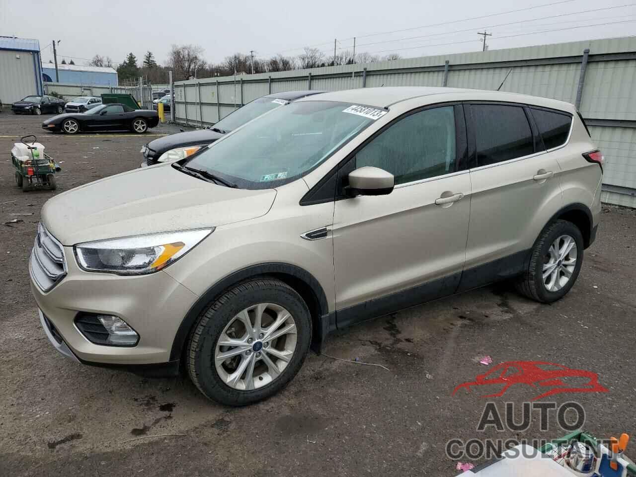 FORD ESCAPE 2017 - 1FMCU0G91HUC71574