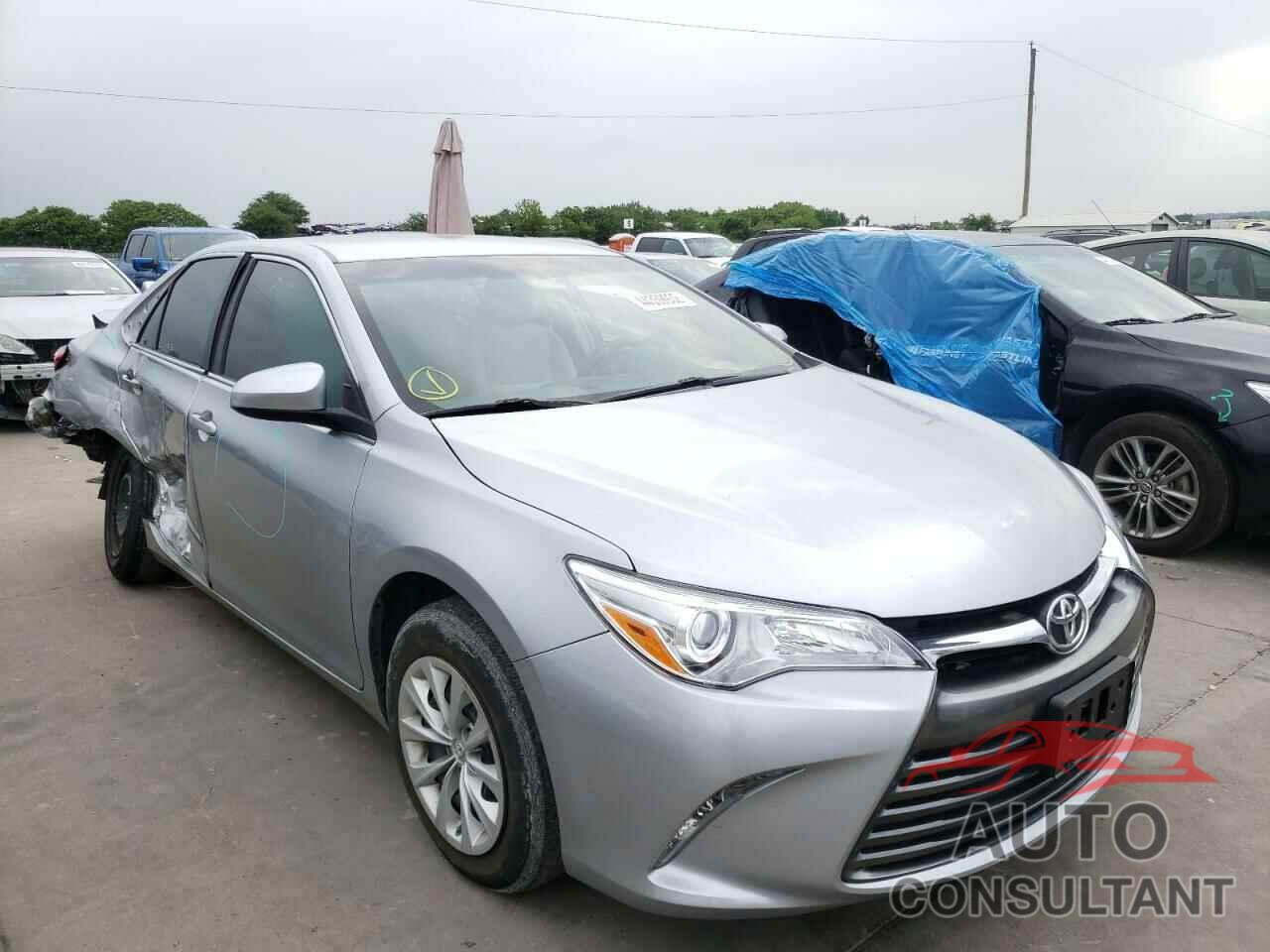 TOYOTA CAMRY 2016 - 4T4BF1FK2GR564047