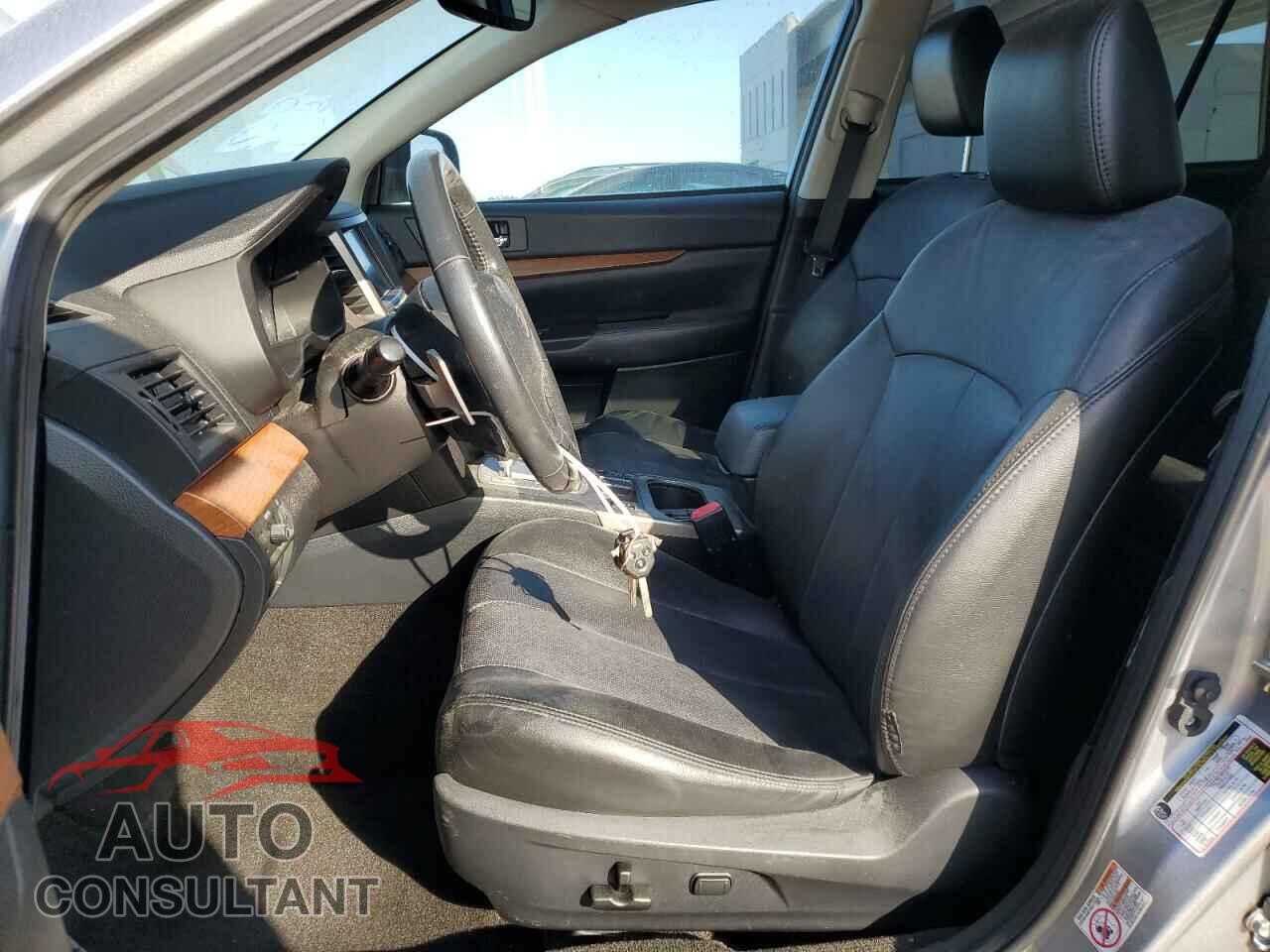 SUBARU OUTBACK 2013 - 4S4BRDPC4D2202495
