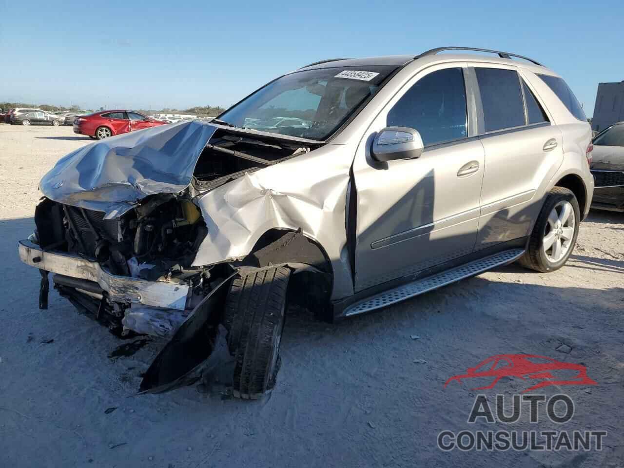 MERCEDES-BENZ M-CLASS 2009 - 4JGBB56E69A519401