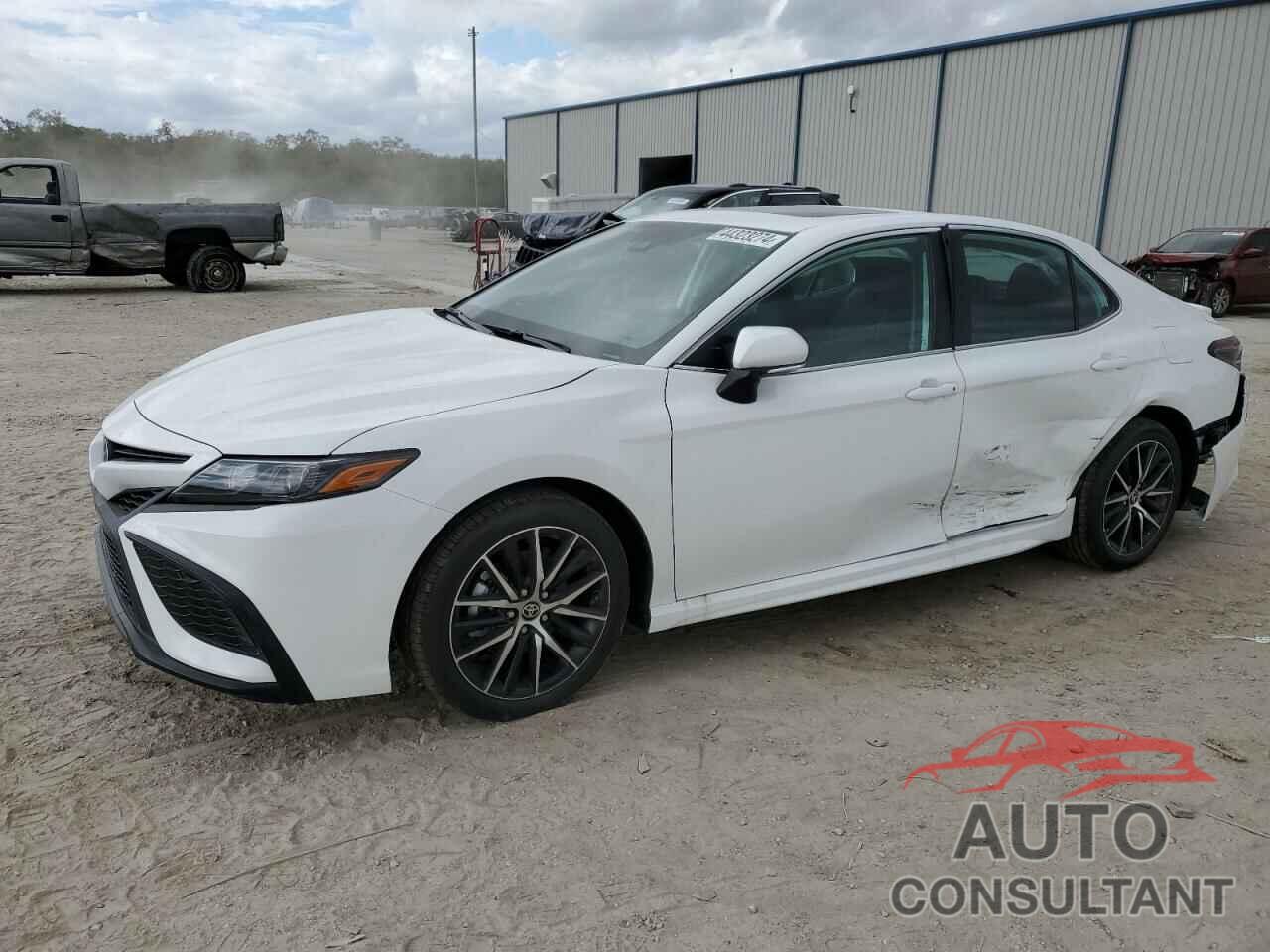 TOYOTA CAMRY 2024 - 4T1T11AK9RU896901