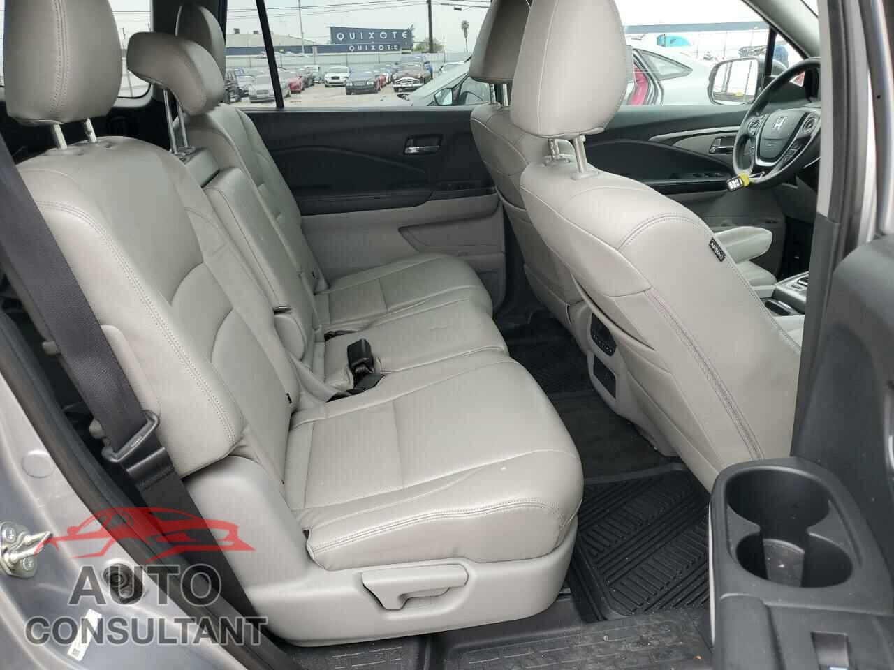 HONDA PILOT 2016 - 5FNYF5H31GB007760