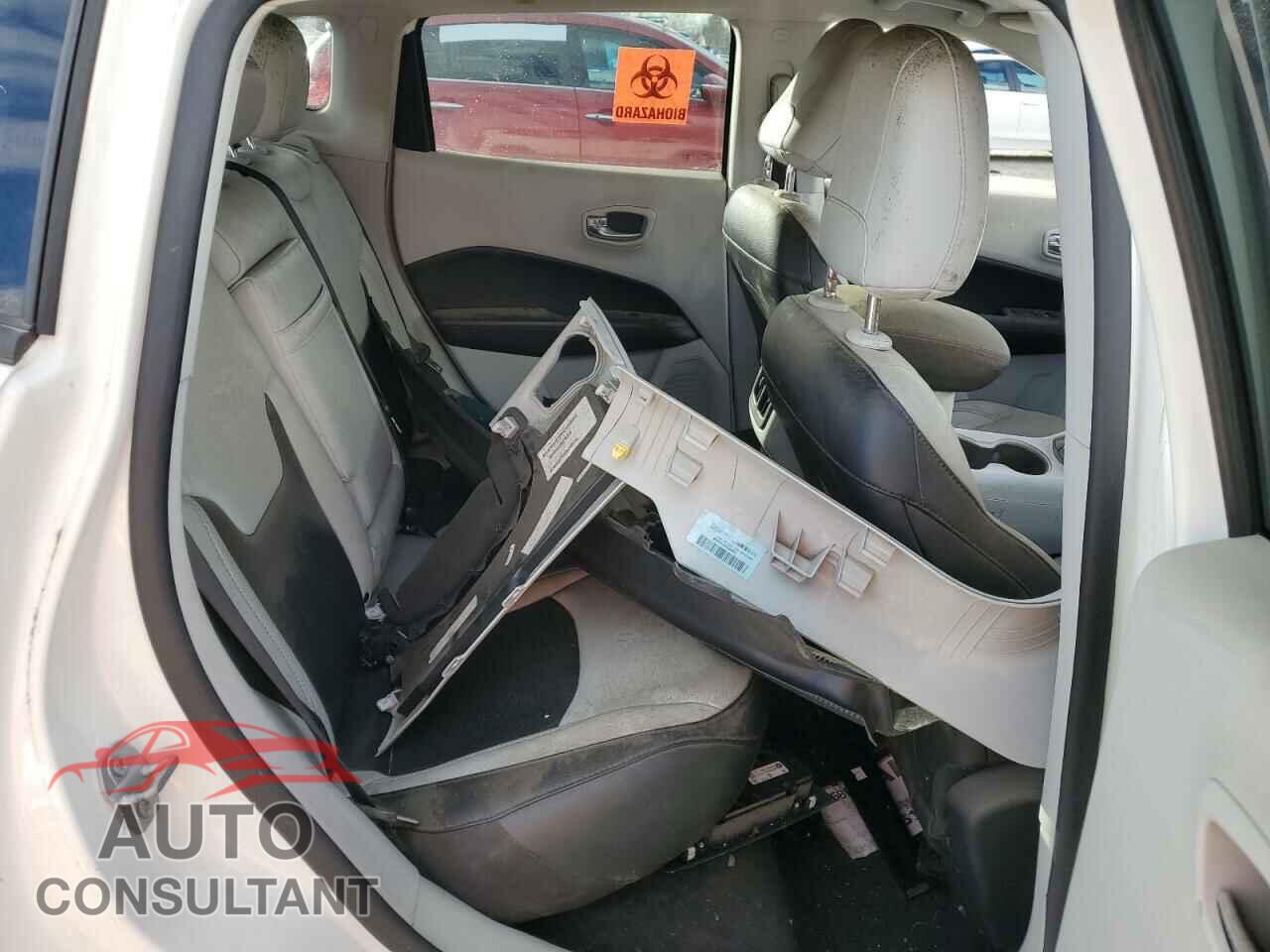 JEEP COMPASS 2020 - 3C4NJDCB2LT111485