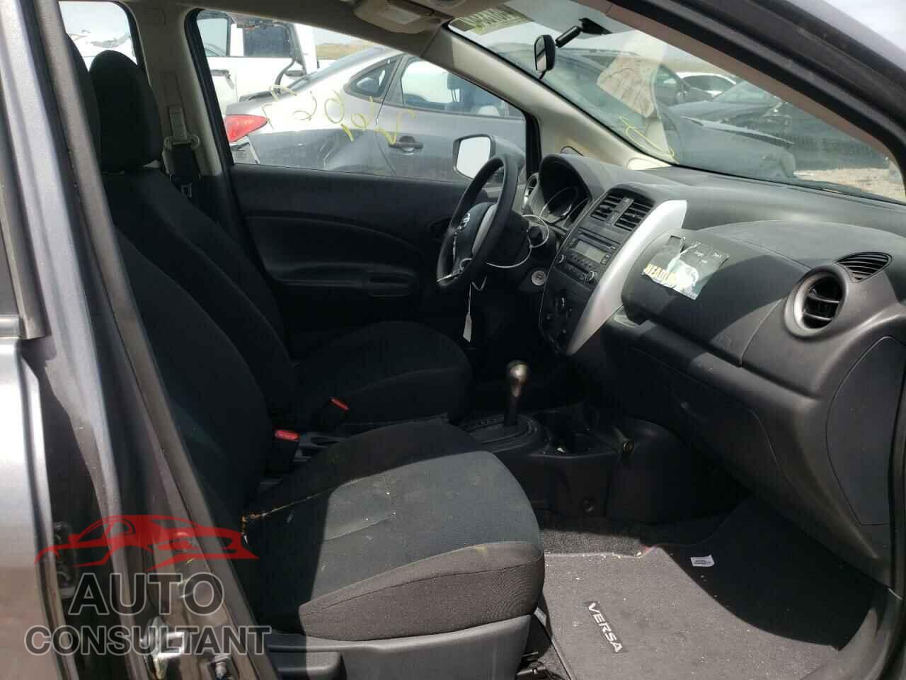 NISSAN VERSA 2017 - 3N1CE2CP3HL380049