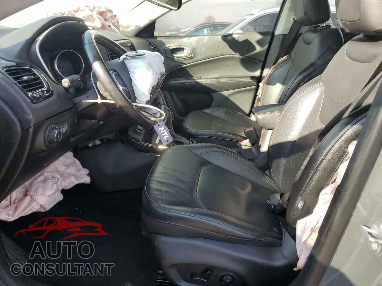 JEEP COMPASS 2021 - 3C4NJCCB3MT559505