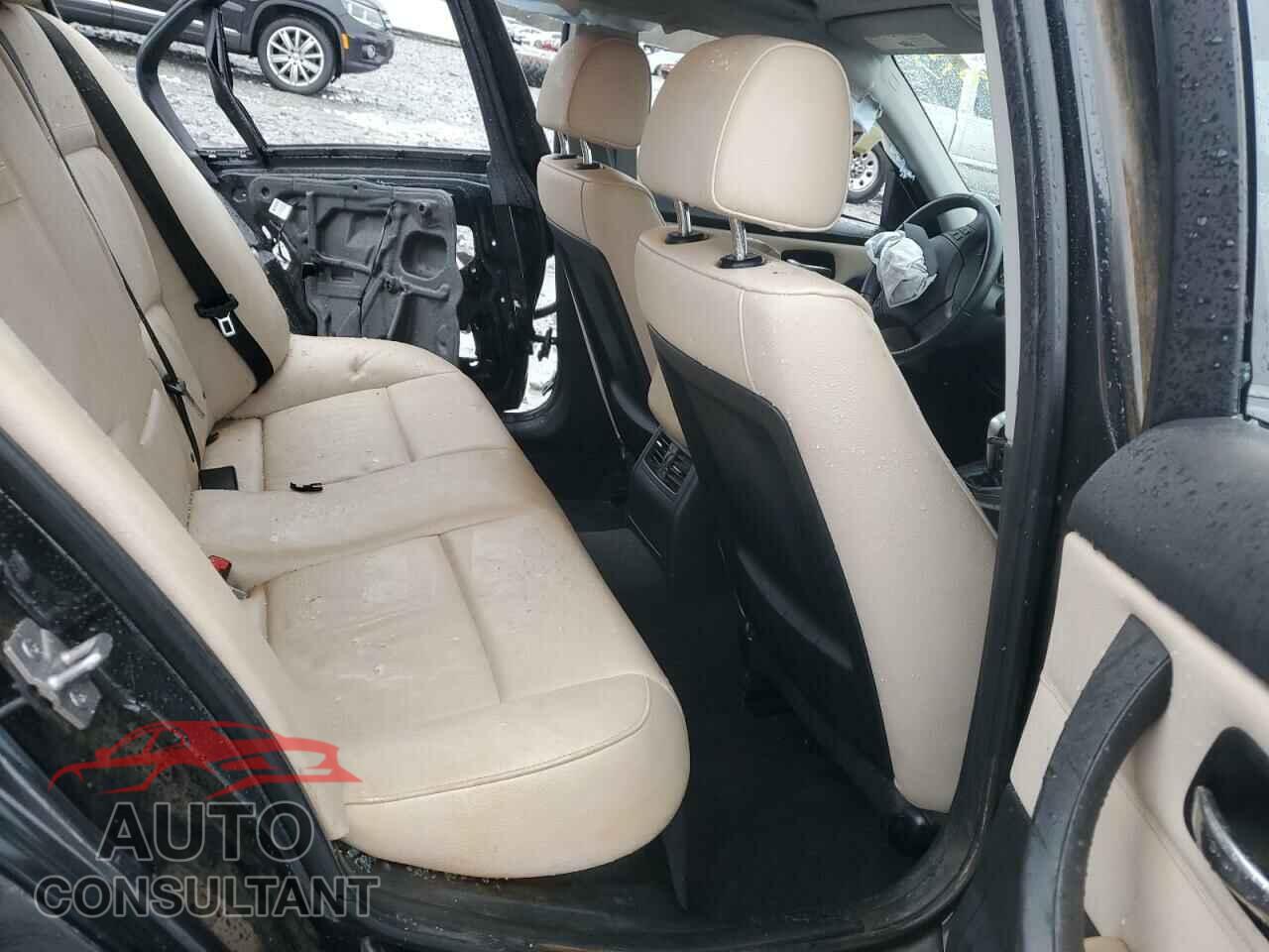 BMW 3 SERIES 2011 - WBAPH7C55BE851690