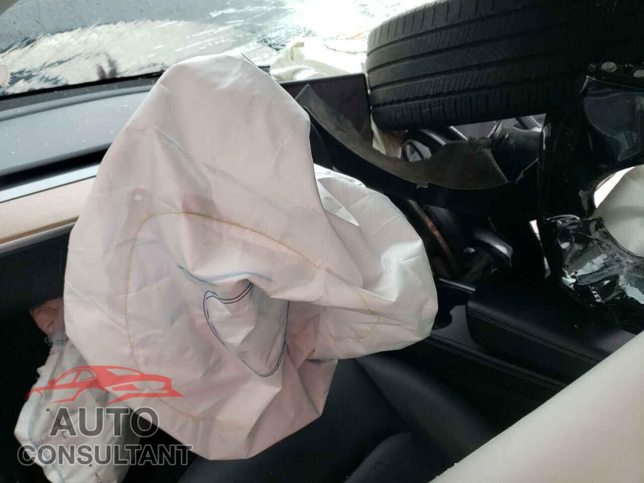 TESLA MODEL 3 2023 - 5YJ3E1EA7PF437110