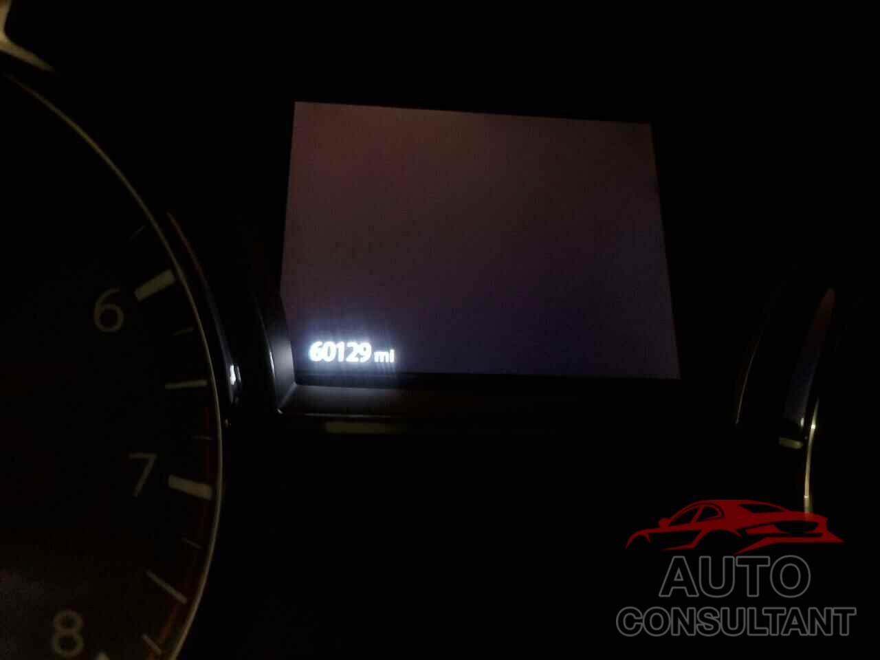 NISSAN PATHFINDER 2019 - 5N1DR2MM0KC615614