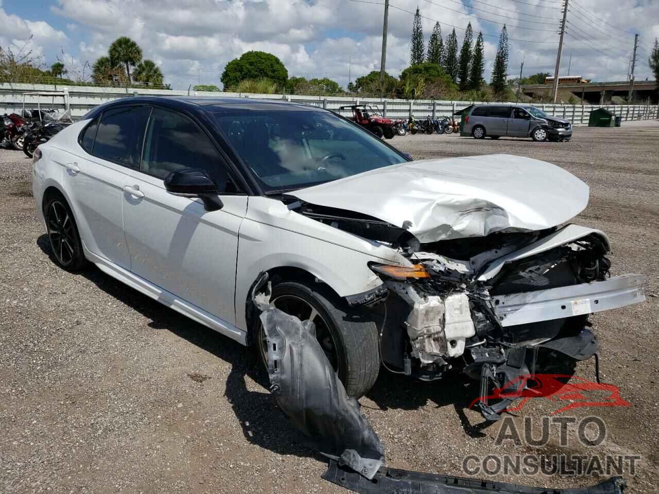 TOYOTA CAMRY 2019 - 4T1B61HK3KU278661