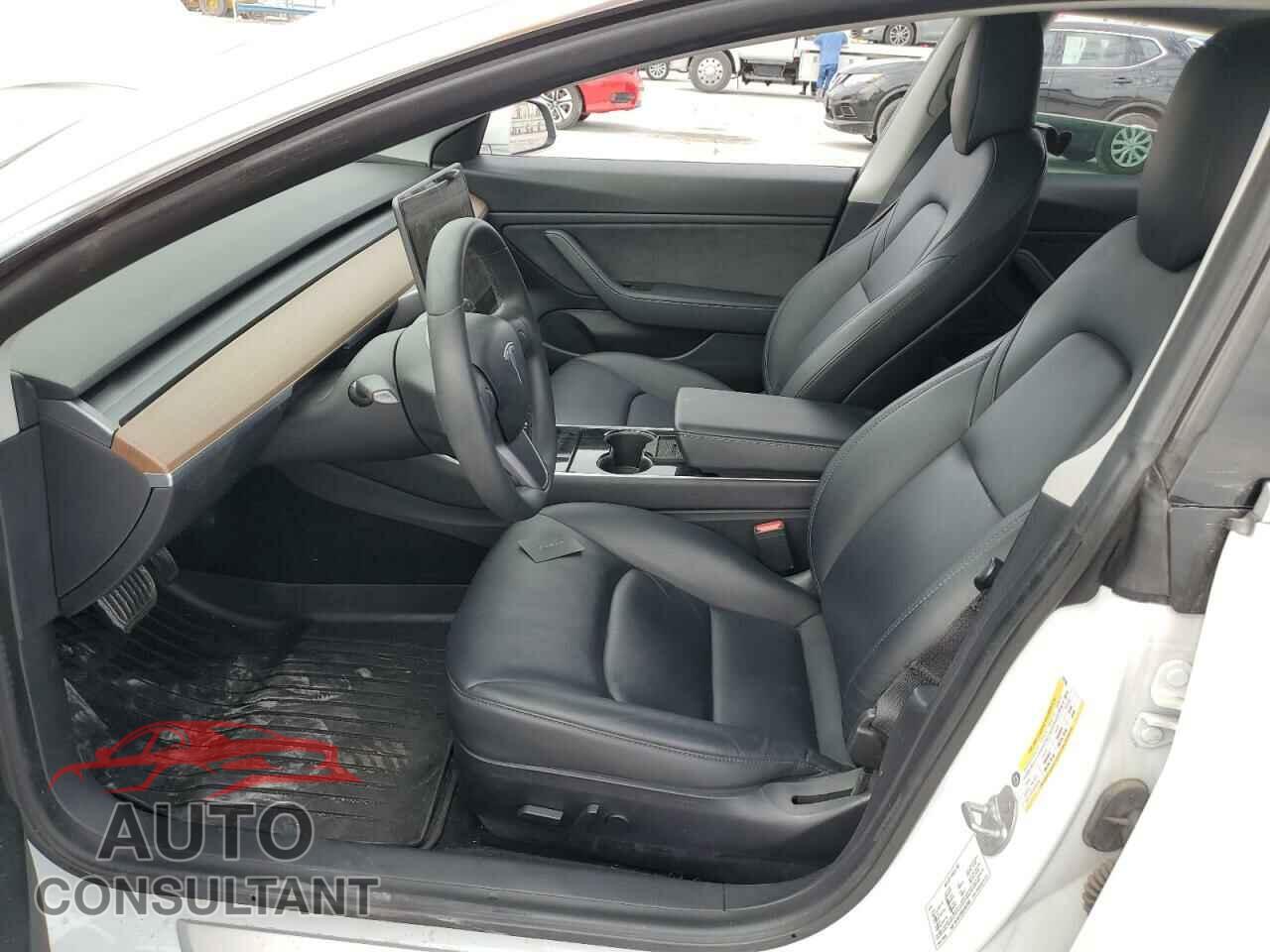TESLA MODEL 3 2020 - 5YJ3E1EB3LF637338