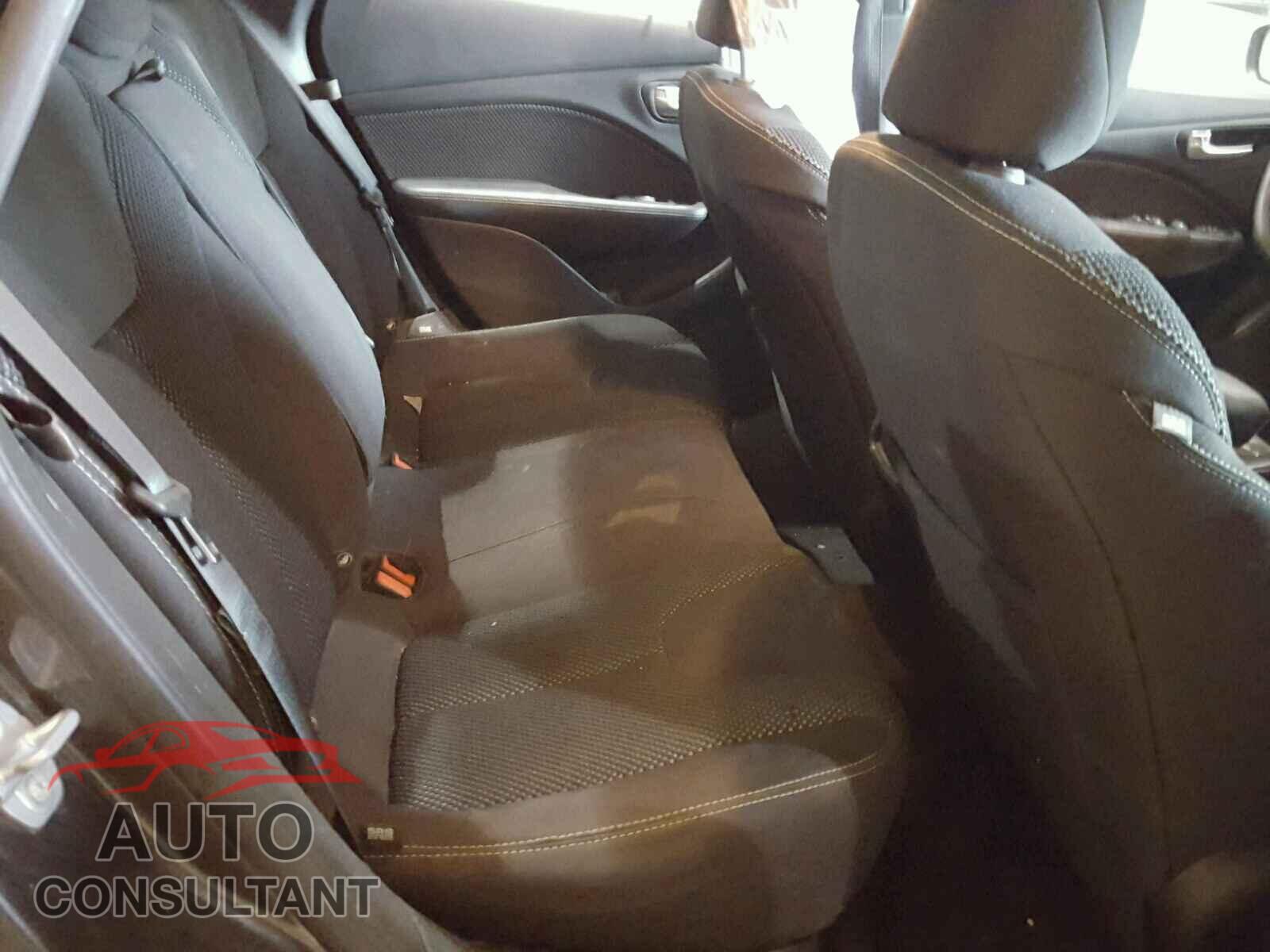 DODGE DART 2015 - 1C3CDFBB1FD352089