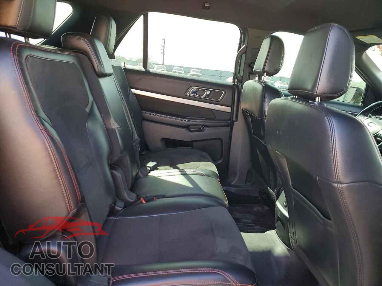 FORD EXPLORER 2018 - 1FM5K8D89JGB56170