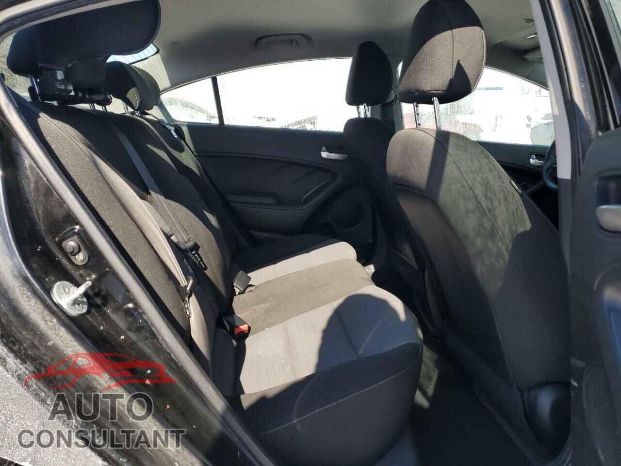 KIA FORTE 2016 - KNAFX4A61G5594334