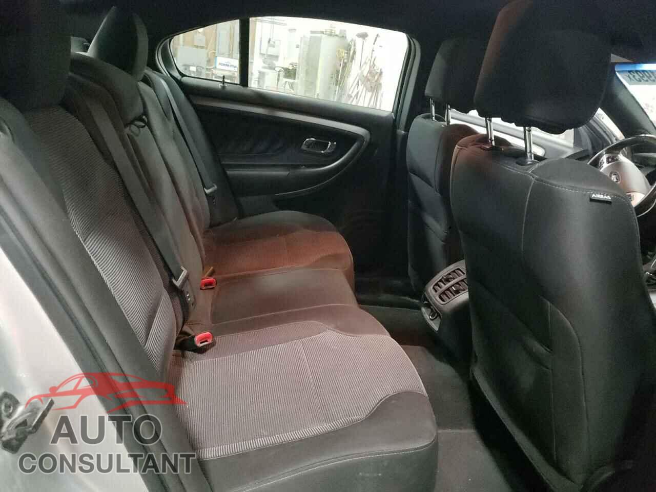 FORD TAURUS 2015 - 1FAHP2E89FG192274