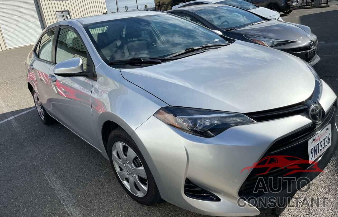TOYOTA COROLLA 2017 - 2T1BURHE1HC805184