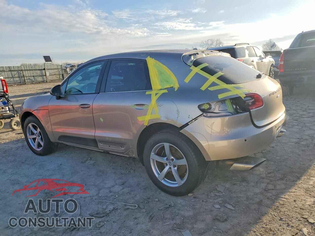 PORSCHE MACAN 2018 - WP1AA2A50JLB02341