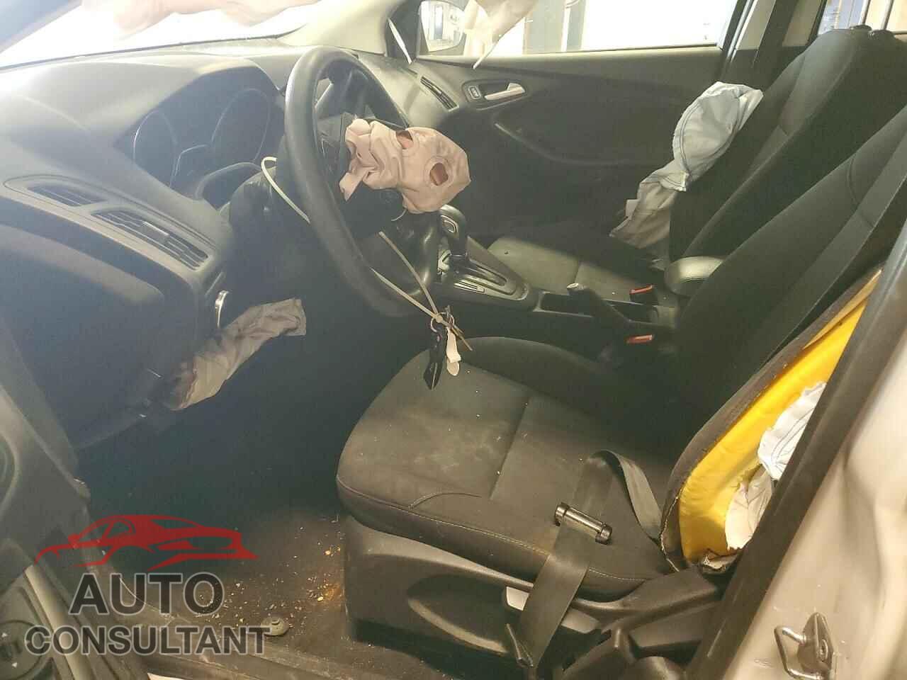 FORD FOCUS 2017 - 1FADP3M24HL248794