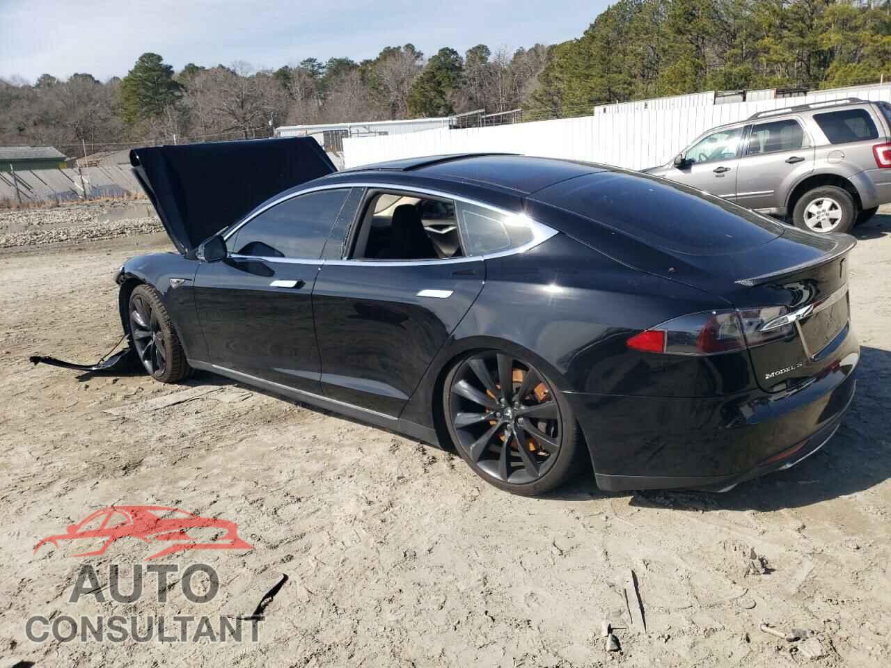 TESLA MODEL S 2013 - 5YJSA1DP8DFP05364