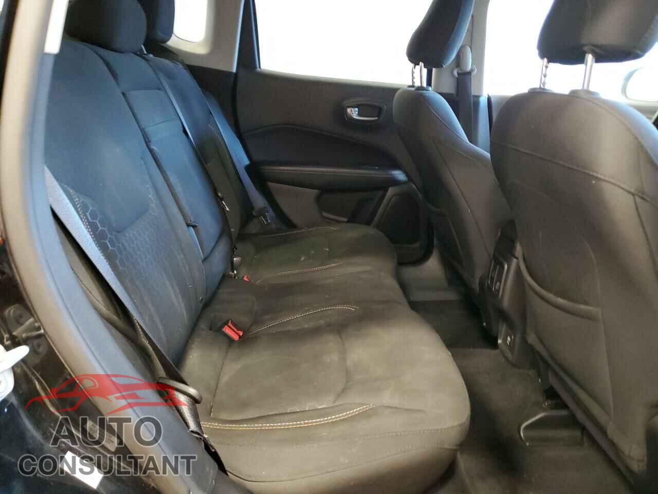 JEEP COMPASS 2017 - 3C4NJDAB2HT666866