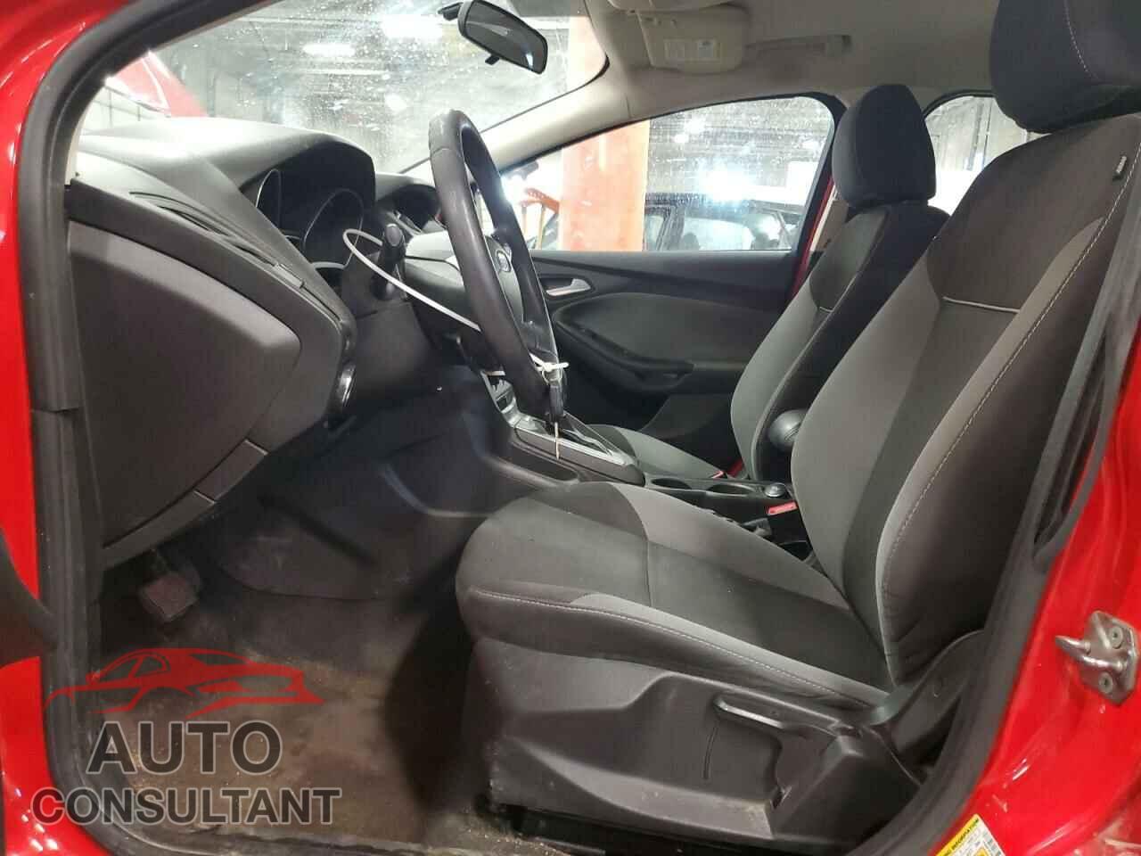 FORD FOCUS 2014 - 1FADP3F28EL392602