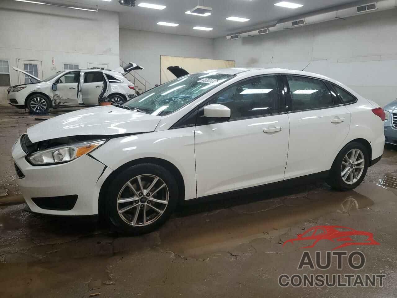 FORD FOCUS 2018 - 1FADP3F29JL250981