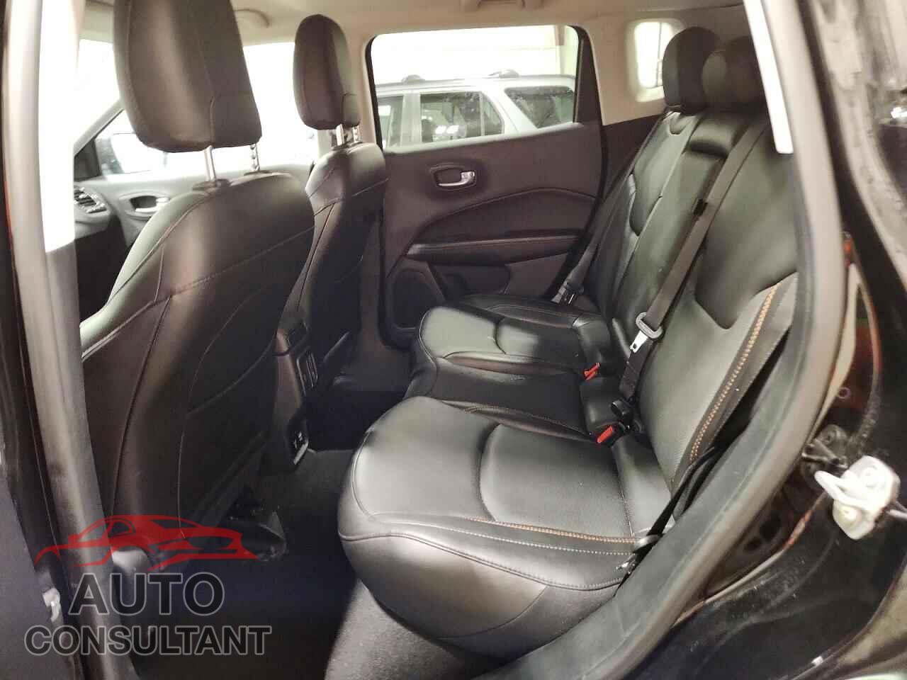 JEEP COMPASS 2021 - 3C4NJDCB4MT522100