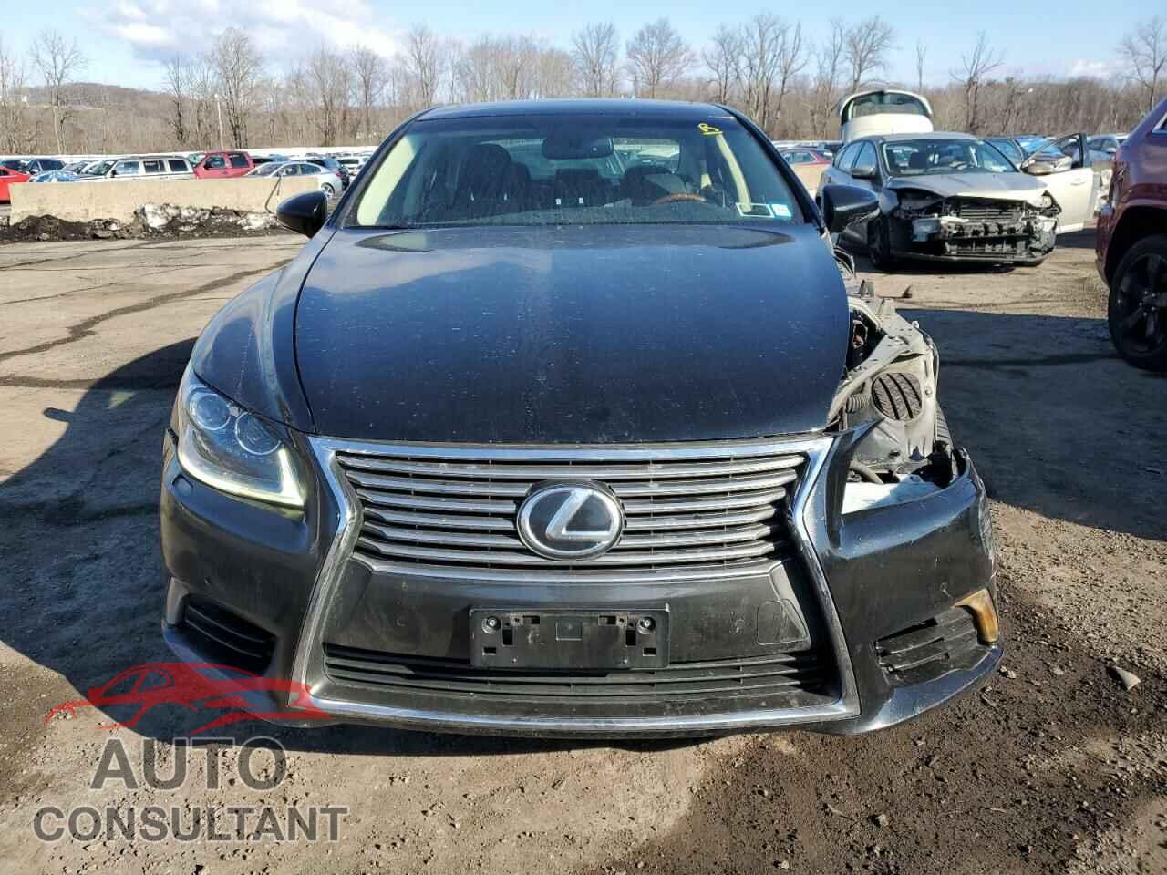 LEXUS LS460 2016 - JTHCL5EF2G5026433