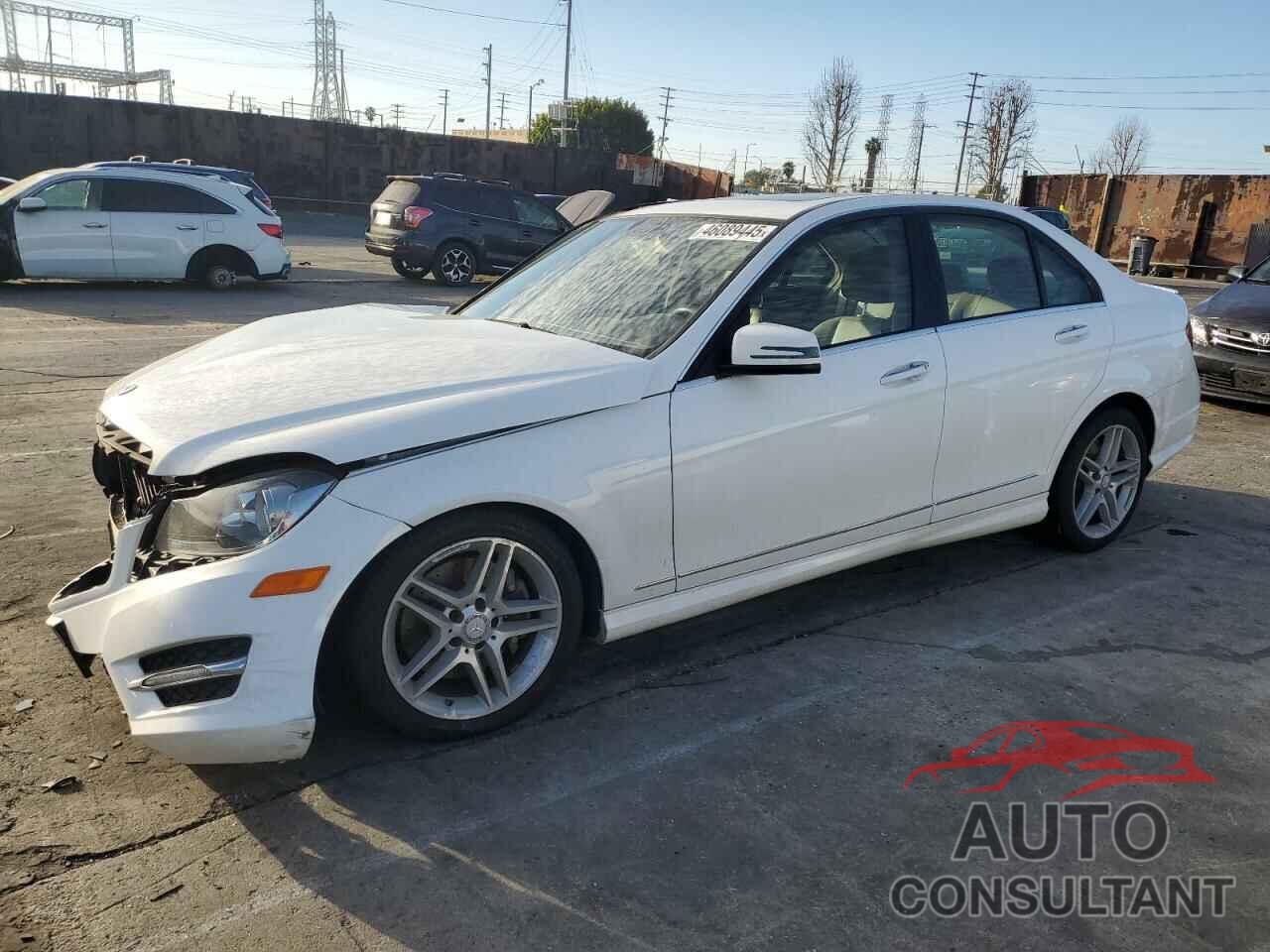 MERCEDES-BENZ C-CLASS 2013 - WDDGF5HB6DR267263