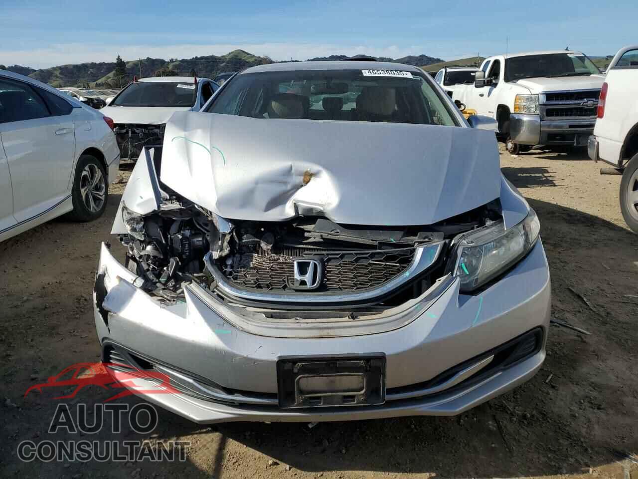 HONDA CIVIC 2015 - 2HGFB2F55FH519151
