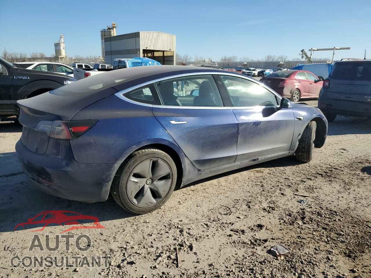 TESLA MODEL 3 2018 - 5YJ3E1EA4JF154199