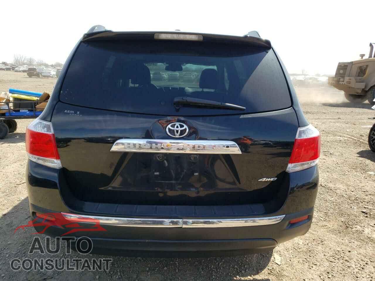 TOYOTA HIGHLANDER 2012 - 5TDBK3EH8CS150958