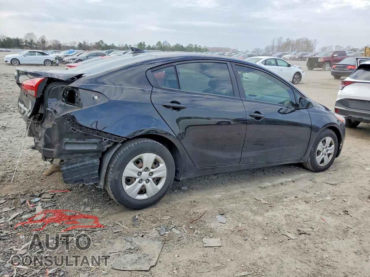 KIA FORTE 2018 - 3KPFL4A76JE275496
